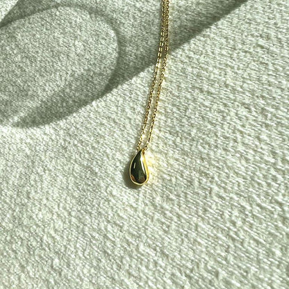 Grandinėlė su pakabuku DROP