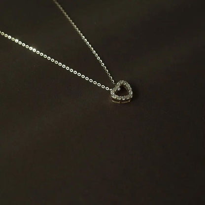 Grandinėlė su pakabuku HEART